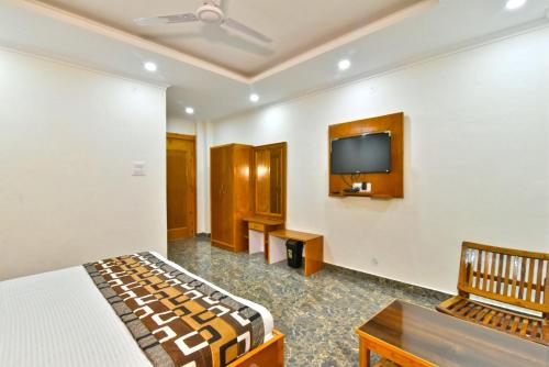 hotel pine view 5 star feeling near cricket stadium 5 km vpo sudher dharamshala