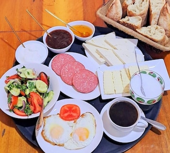 Hotel And Restaurant Villa Givisi,,3 star
