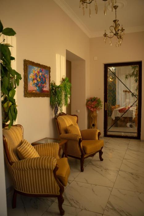 hotel and restaurant villa givisi
