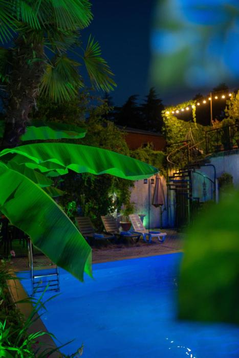hotel and restaurant villa givisi