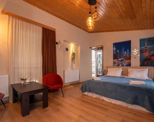 hotel and restaurant villa givisi