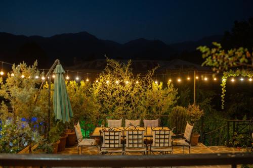 hotel and restaurant villa givisi