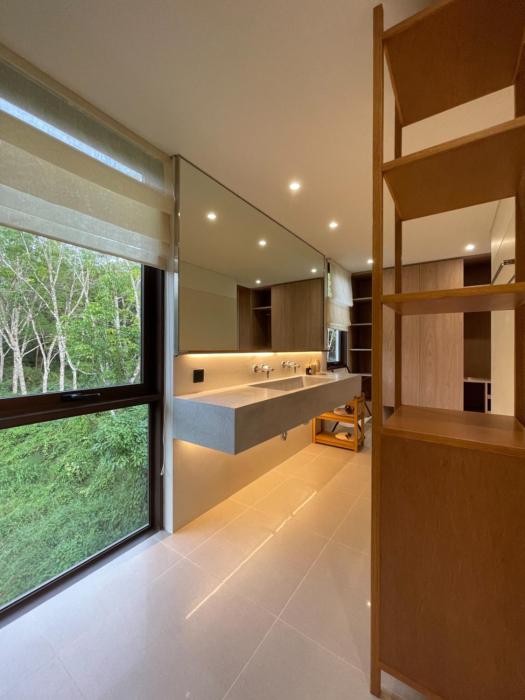 tree oclock pool villa phuket