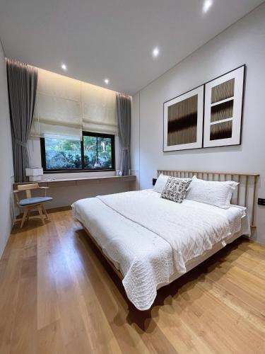 tree oclock pool villa phuket