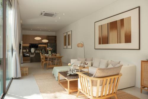 tree oclock pool villa phuket