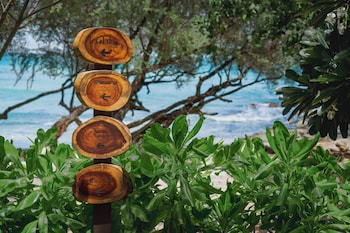 kira baya koh samed