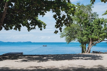 kira baya koh samed