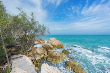 kira baya koh samed