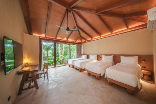 kira baya koh samed