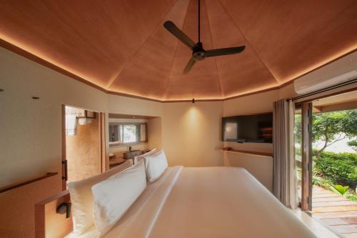 kira baya koh samed