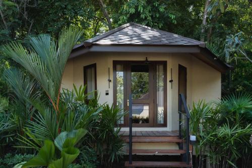 kira baya koh samed