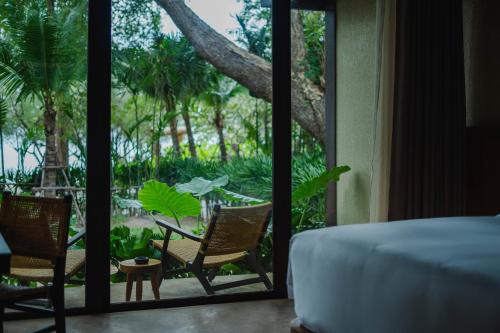 kira baya koh samed