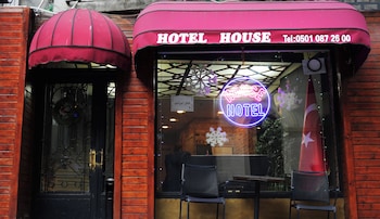 brick house hotel