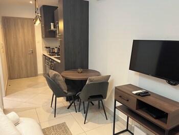 Tripview Luxury Apartments At Loxwood,,3 star