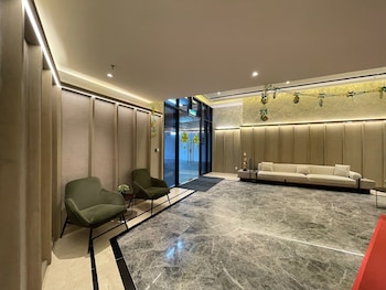 Agile Residence Trx By Isabella,,4 star
