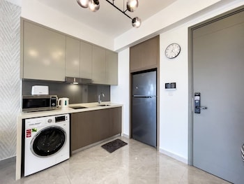 Agile Residence Trx By Isabella,,4 star