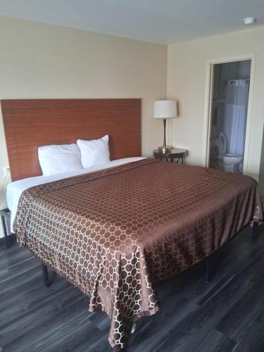 cameron inn and suites