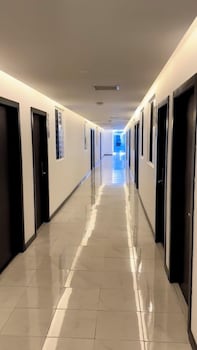 hangar inn tijuana