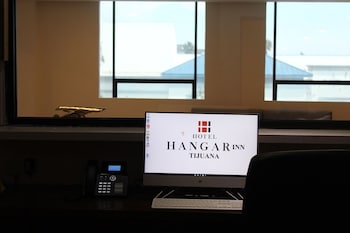 hangar inn tijuana