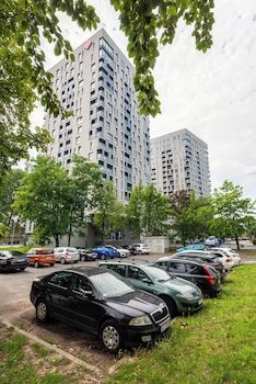 apartament tower by kairos apartments