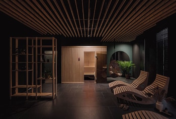 apartament tower by kairos apartments