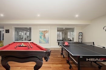 the brentwood waterfront retreat