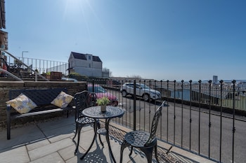 Swansea Waterfront View Windmill Terrace,,3 star