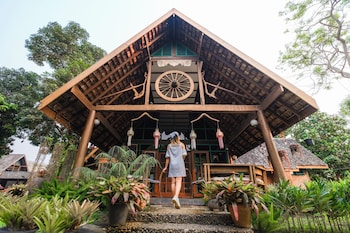 mae rim