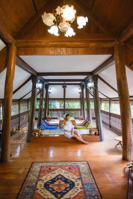 ban maebo local stay