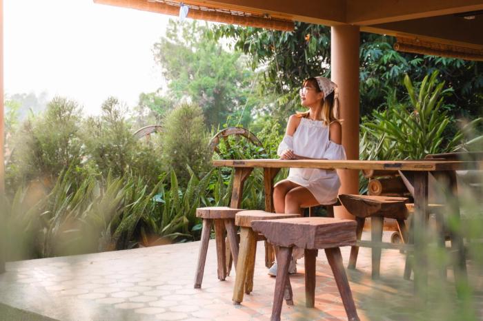 ban maebo local stay