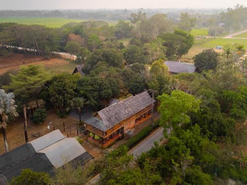 ban maebo local stay