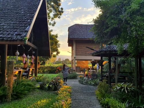 ban maebo local stay