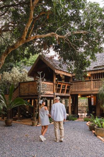 ban maebo local stay