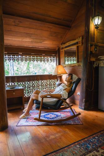 ban maebo local stay