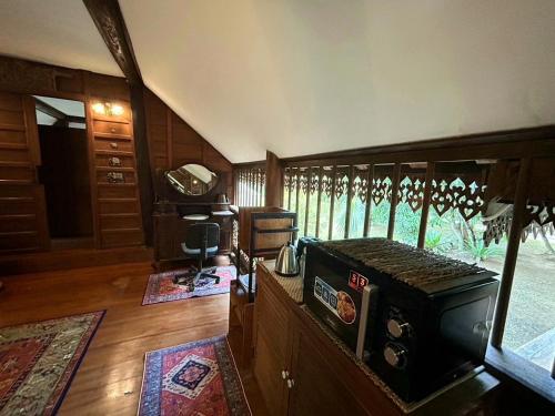 ban maebo local stay