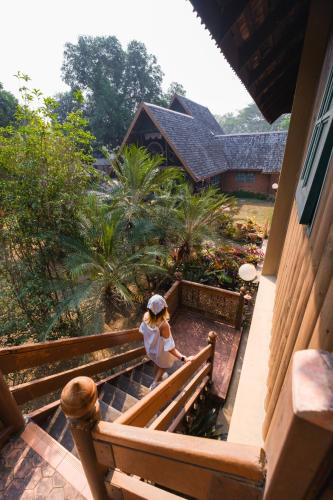 ban maebo local stay