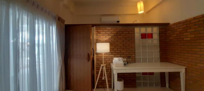 to the moon guesthouse