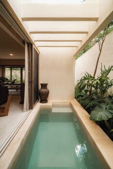 casa leela m11