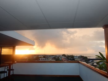 Hotel Los Algarrobos,Puerto Baquerizo Moreno>>Galapagos,3 star