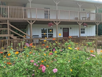The Inn At Beulah Farm - The Coop,,2 star