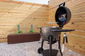 secluded luxury couples cabin sauna pool