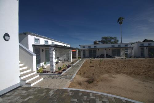 little bush guesthouse