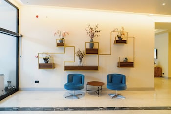Eleven Way Apartments,,5 star