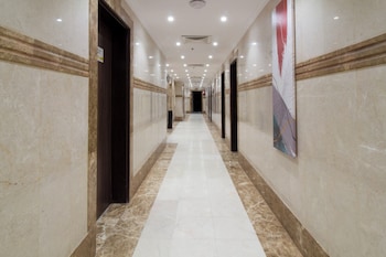 new level hotel batha quraish