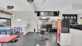 christchurch backpackers