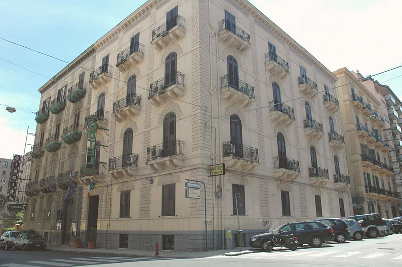 hotel tonic