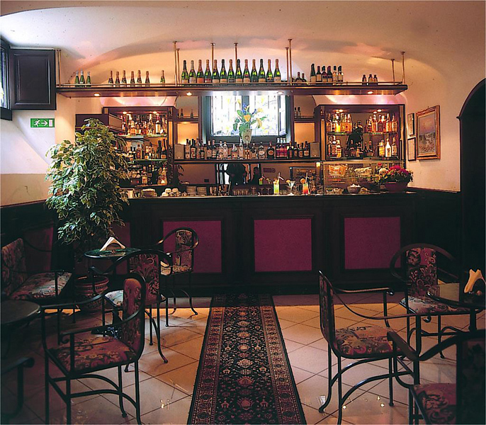 hotel tonic