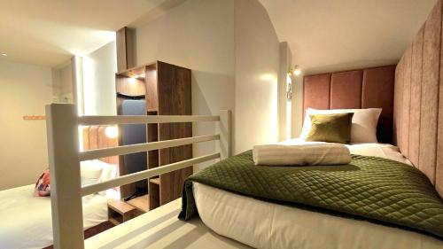 the woodquay townhouse