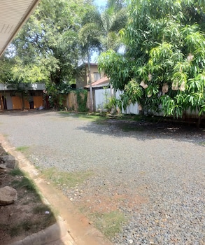 Moonlight Lodge,,2 star