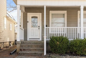 summit scholars suites for 12